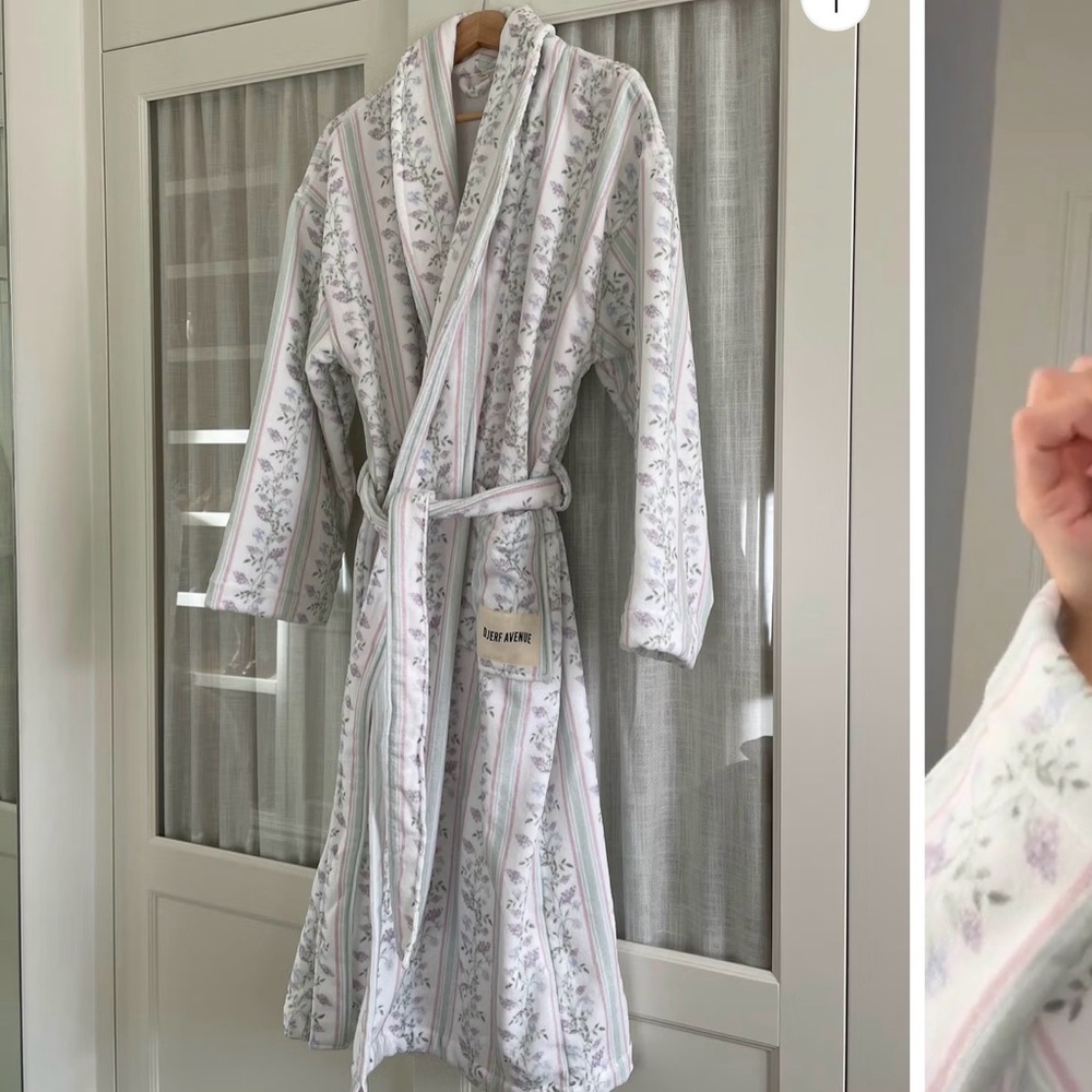 Djerf Avenue Lilac Dreams Robe size M-L